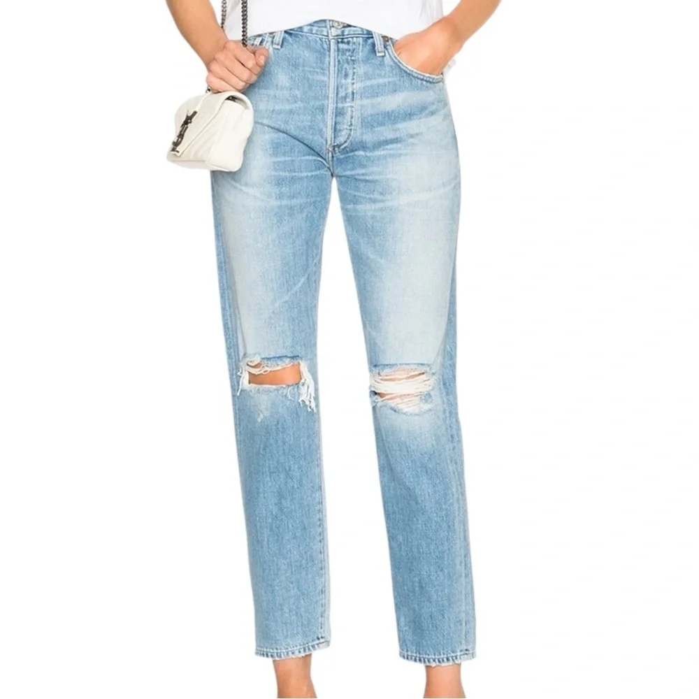 Citizens of Humanity Liya High Rise Classic Fit Crop in Torn, 28 - Picture 4 of 16